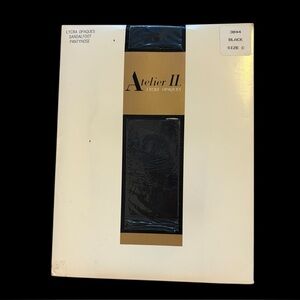 Atelier II 80s Vintage Lycra Opaques Sandalfoot Black Pantyhose Sz C